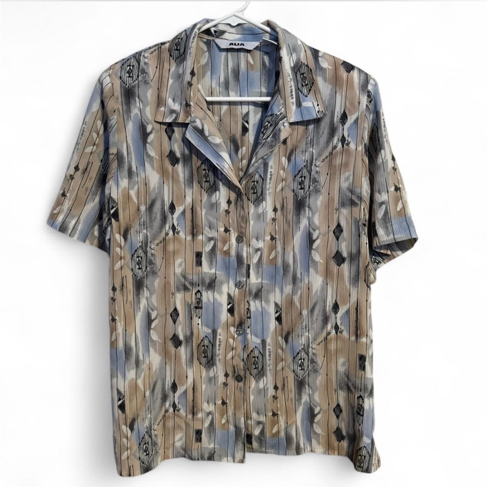 Artsy Alia Vintage Style Geometric Button Up